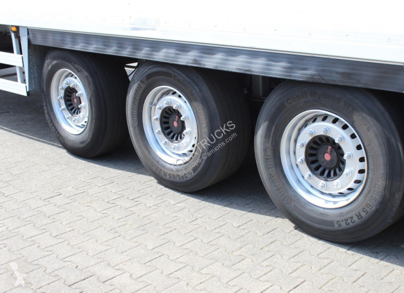 Полуприцеп Chereau   CV 1950Mt. 2,65h Strom...