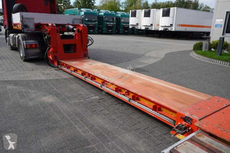 Полуремарке Kässbohrer LB2 TIEF-BETT low loader...