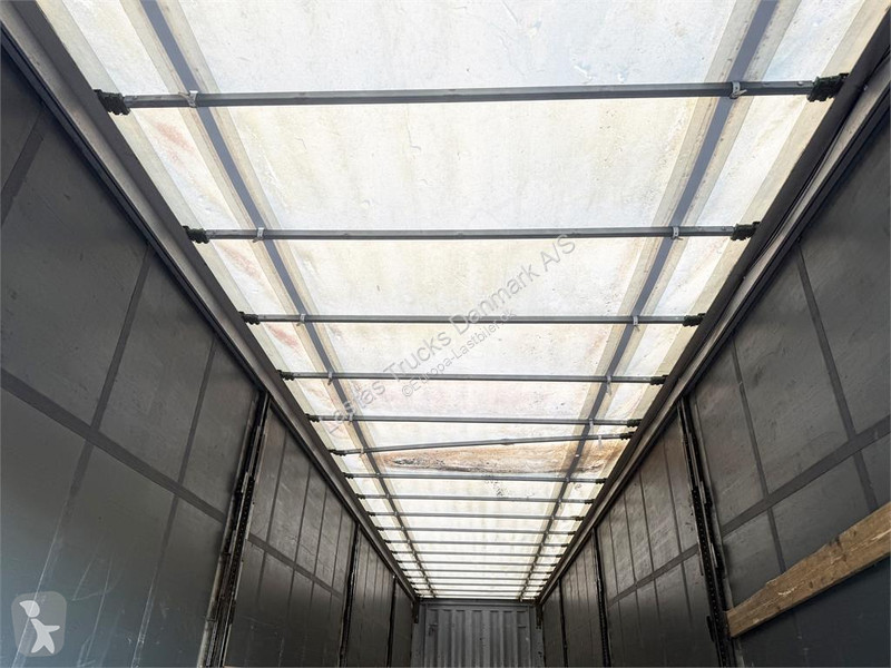 نصف مقطورة Krone Curtainsider / Planenauflieger