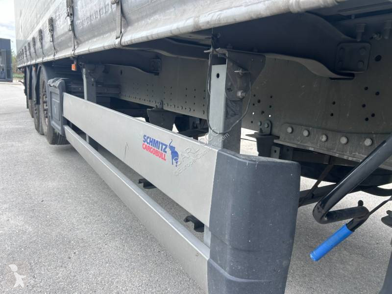 Semirremolque Schmitz Cargobull GB 712 FQ avec...
