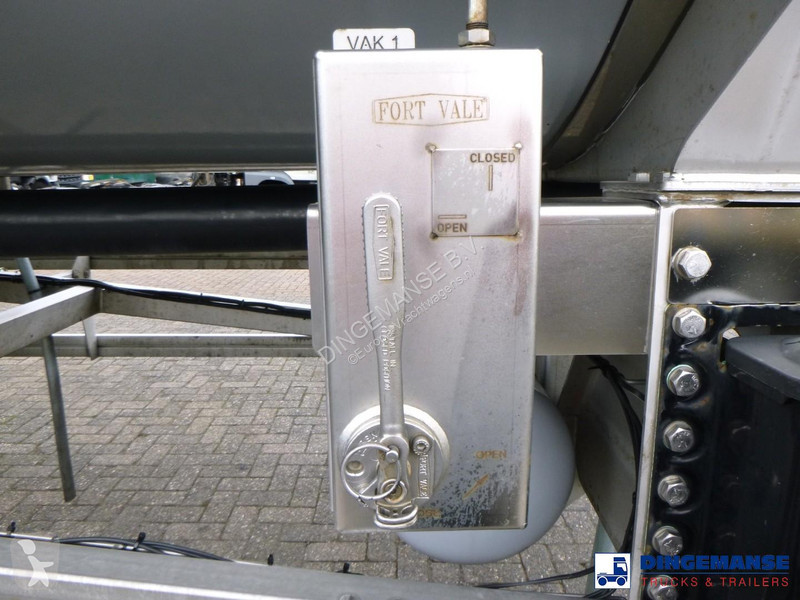 نصف مقطورة Van Hool Food tank inox 62 m3 / 3 comp