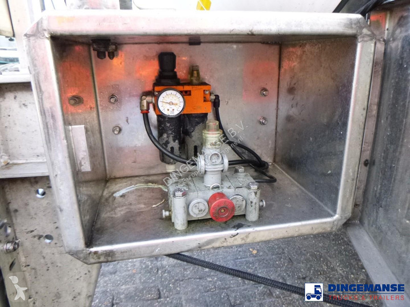 نصف مقطورة Burg Chemical tank inox L4BH 30 m3 /...