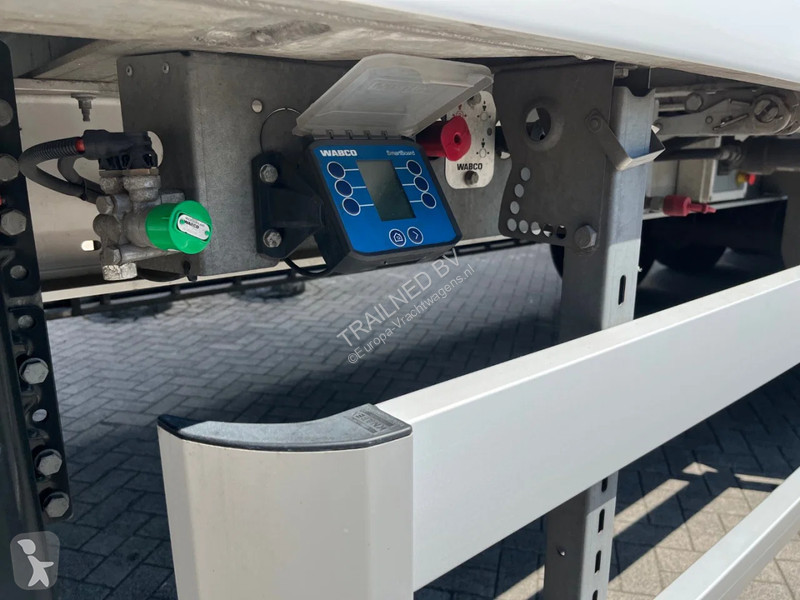 نصف مقطورة  K200 - 92m3 Liftas Alcoa Agrar