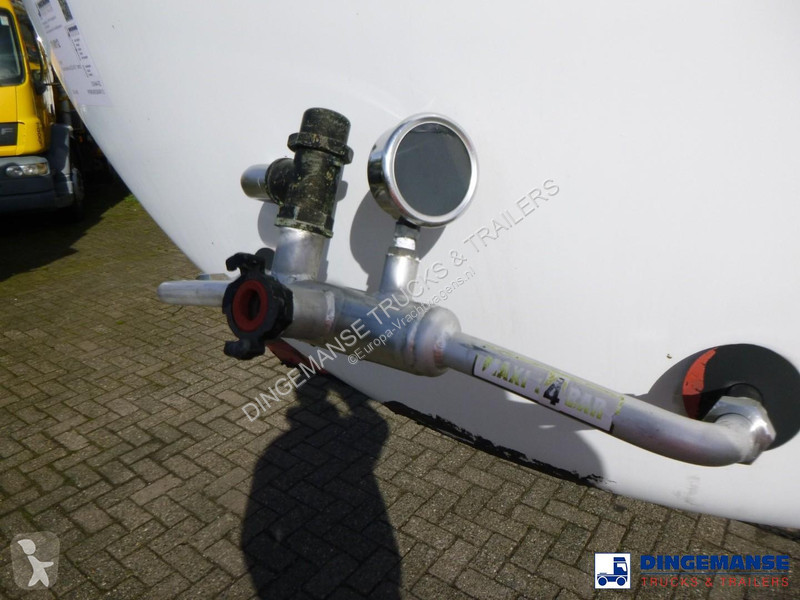 نصف مقطورة Magyar Chemical tank inox 32.5 m3 /...