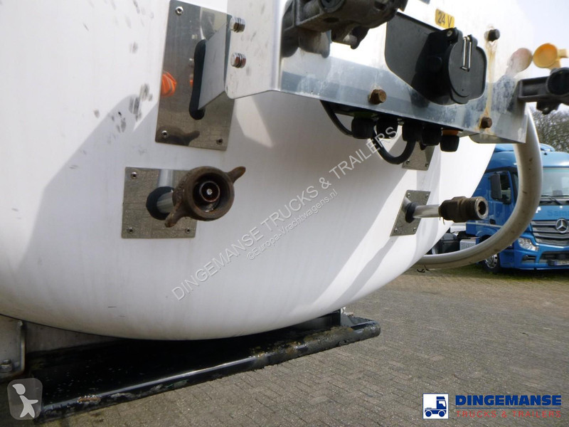 نصف مقطورة Burg Chemical tank inox L4BH 32.5 m3...