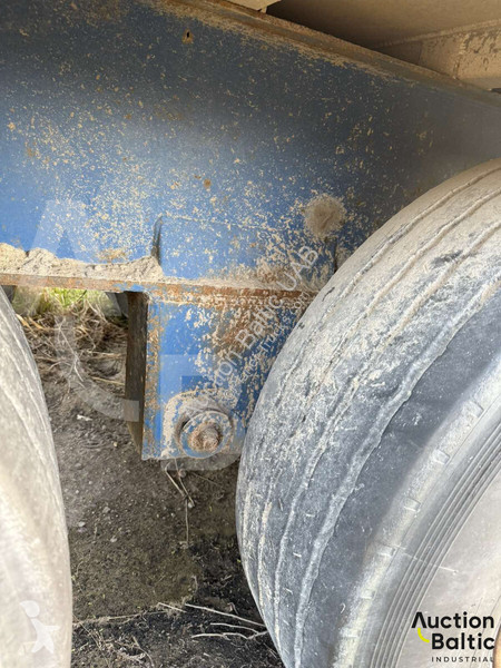Semirimorchio Fruehauf