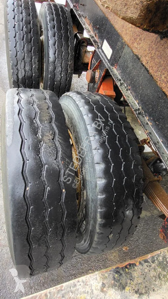 نصف مقطورة Fruehauf 2 Axle , 8 Tyres , Steel...