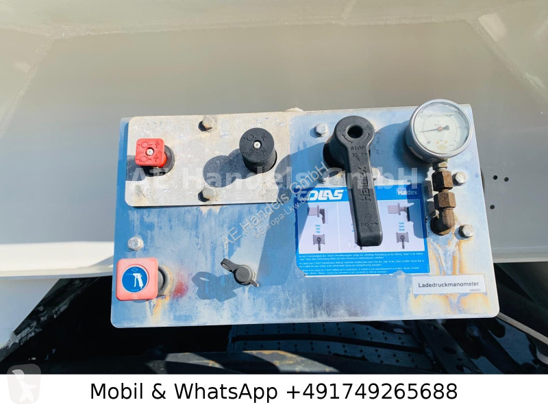 نصف مقطورة Feldbinder EUT Zementsilo...