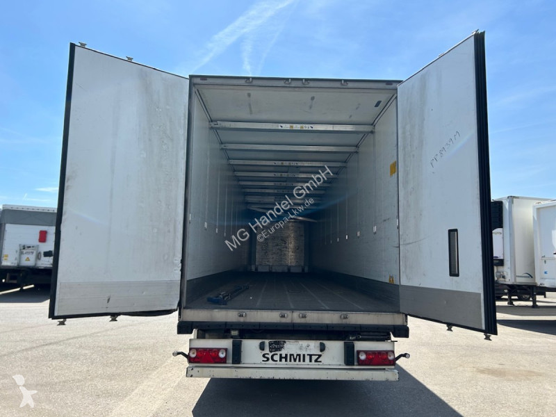 نصف مقطورة Schmitz Cargobull Kühlauflieger SCB...