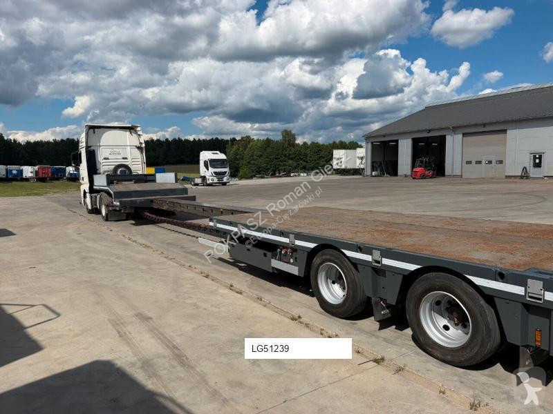 Náves na prepravu strojov Nooteboom Low Loader...