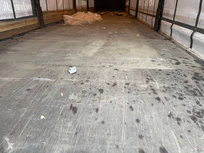 نصف مقطورة Krone Curtainsider / Planenauflieger