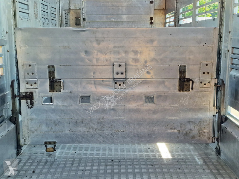 نصف مقطورة Finkl SAV35 - 3/3 deck livestock -...