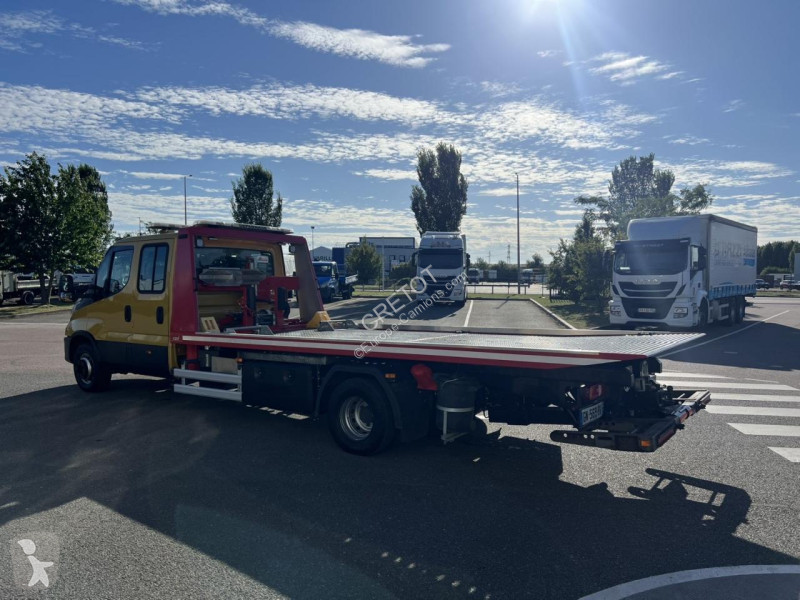Véhicule utilitaire Iveco DAILY 70C18 D/P Euro6...