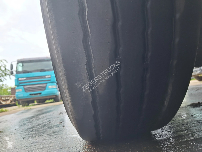 نصف مقطورة Schmitz Cargobull 27
