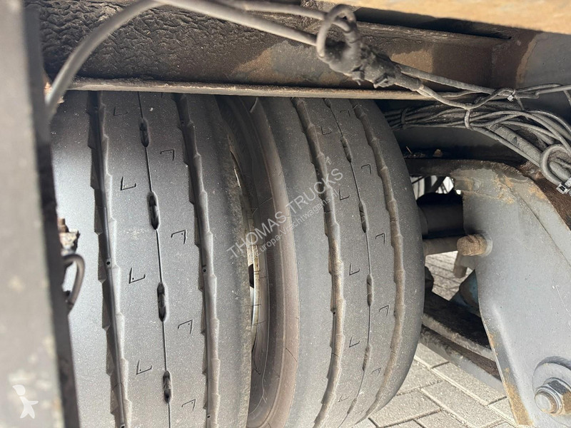 نصف مقطورة Esve TAD 12-10, 9.0 Ton Taillift,...