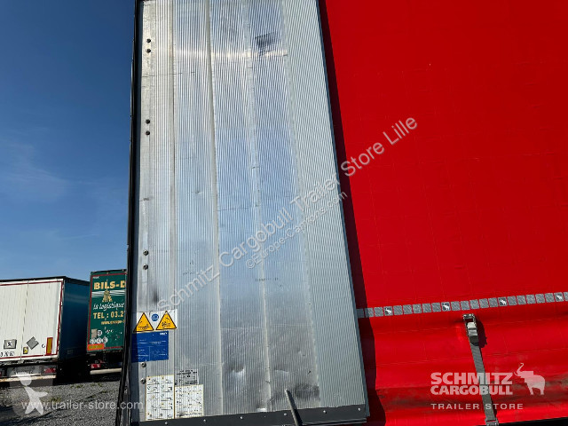 نصف مقطورة Schmitz Cargobull Semitrailer...