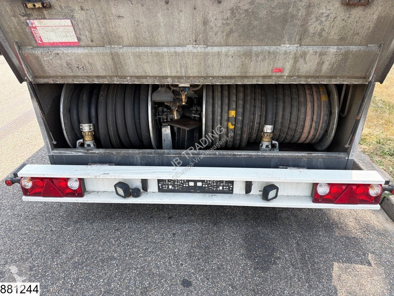 Félpótkocsi  Fuel 40.500 liter, 8 Comp
