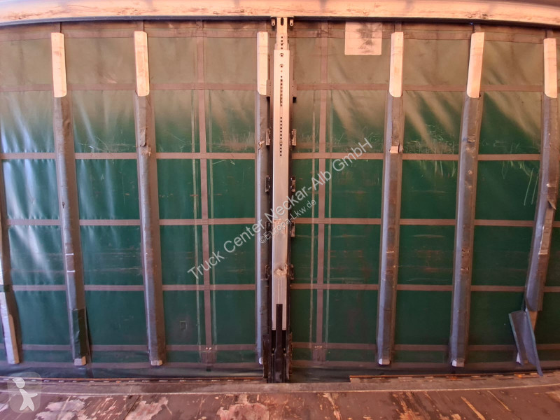 نصف مقطورة Schmitz Cargobull   3 Achs Mega...