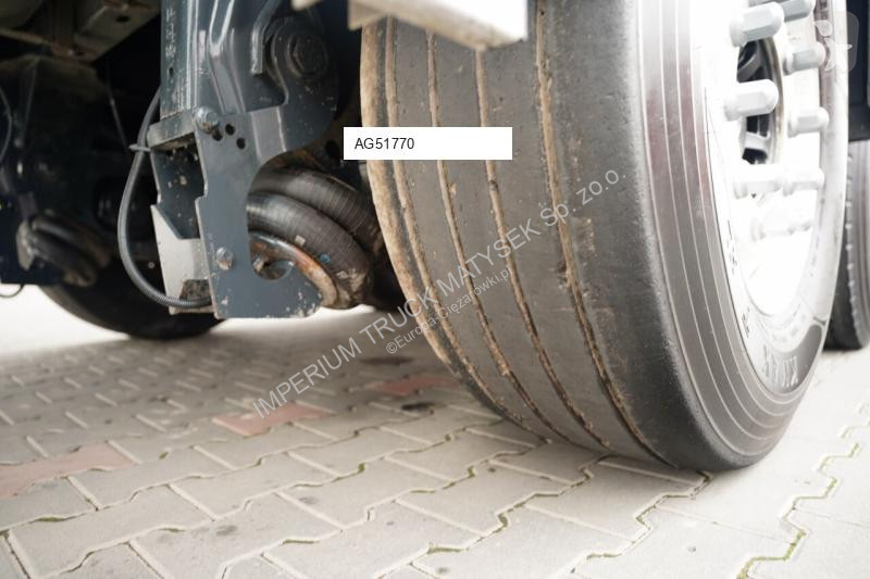 نصف مقطورة Bodex