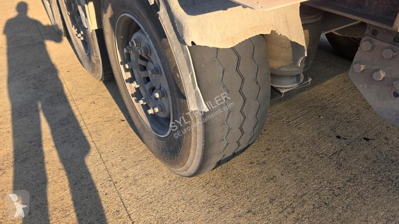نصف مقطورة Menci  S7R
