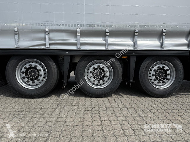 نصف مقطورة Schmitz Cargobull Curtainsider Mega...