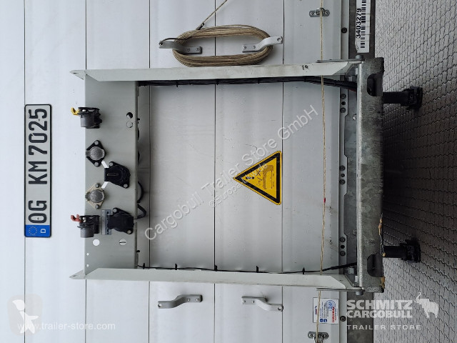 نصف مقطورة Schmitz Cargobull Curtainsider...