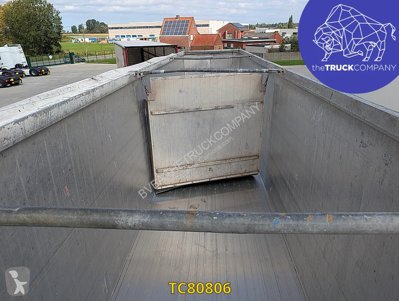 Návěs Benalu