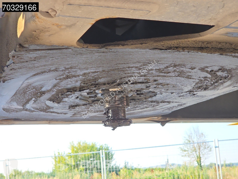 Полуприцеп Schwarzmüller SK 3 axles Lift Axle...