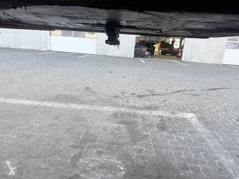 Полуприцеп  4 axle Tipper / Alukastenmulde...
