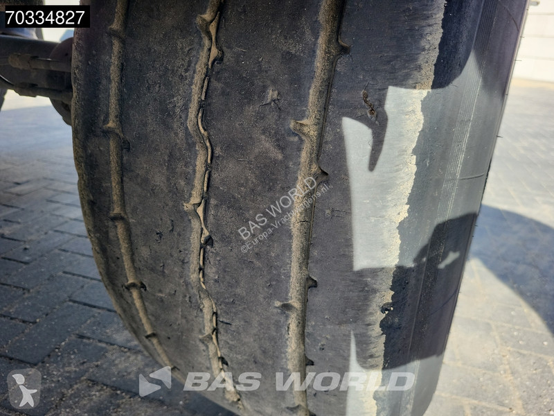 Полуприцеп Schmitz Cargobull SCB*S3D 3 axles