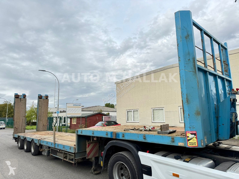 Semitrailer Kaiser Tieflader 45 t Hydr. Rampen...