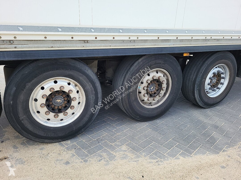 Semitrailer Schmitz Cargobull SCB*S3B
