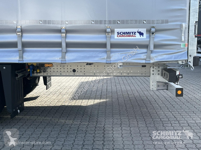 Schmitz Cargobull Curtainsider Mega Getränke...