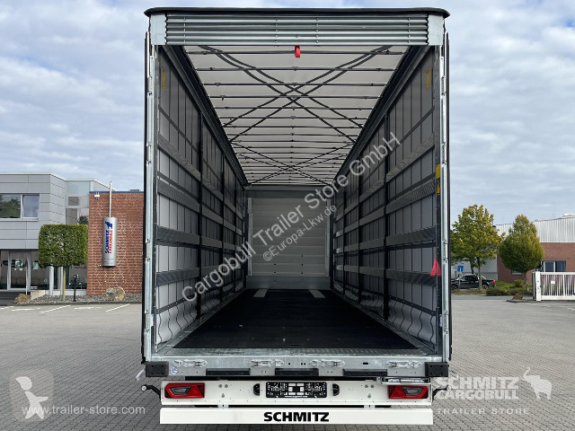 نصف مقطورة Schmitz Cargobull Curtainsider Mega...