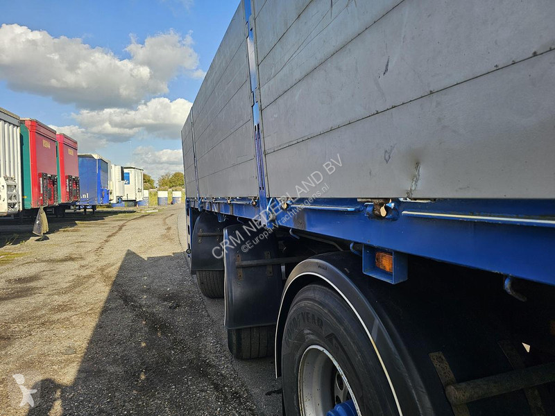V02-STG-15-30 semi-trailer