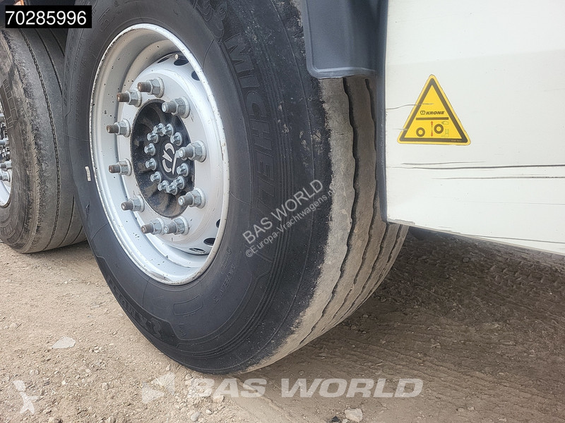 Krone Hardwood Lift Axle semi-trailer