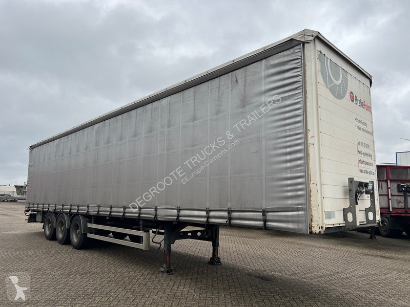 Semitrailer Kässbohrer Tautliner