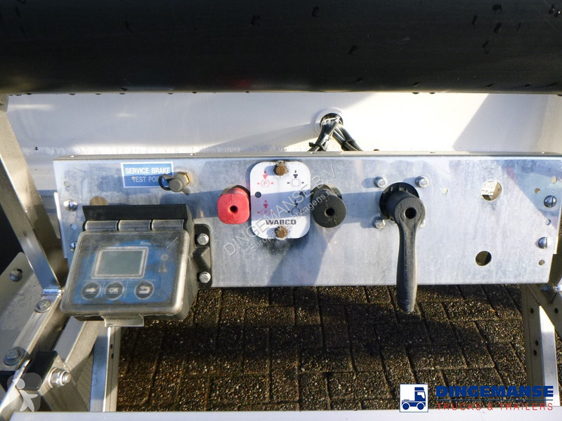 Semiremorca Feldbinder Powder tank alu 36 m3 /...