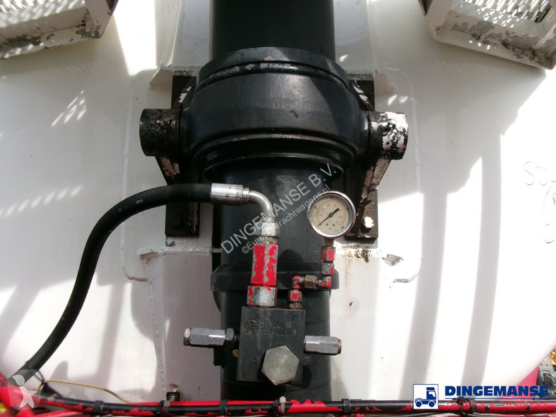 Semiremorca Feldbinder Powder tank alu 41 m3...