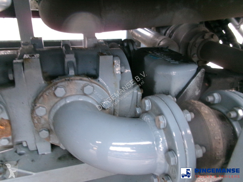 Semiremorca LAG Fuel tank alu 44.5 m3 / 6 comp...
