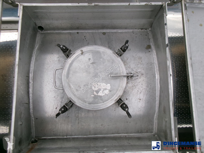 Semiremorca Magyar Chemical tank inox 32.5m3 /...