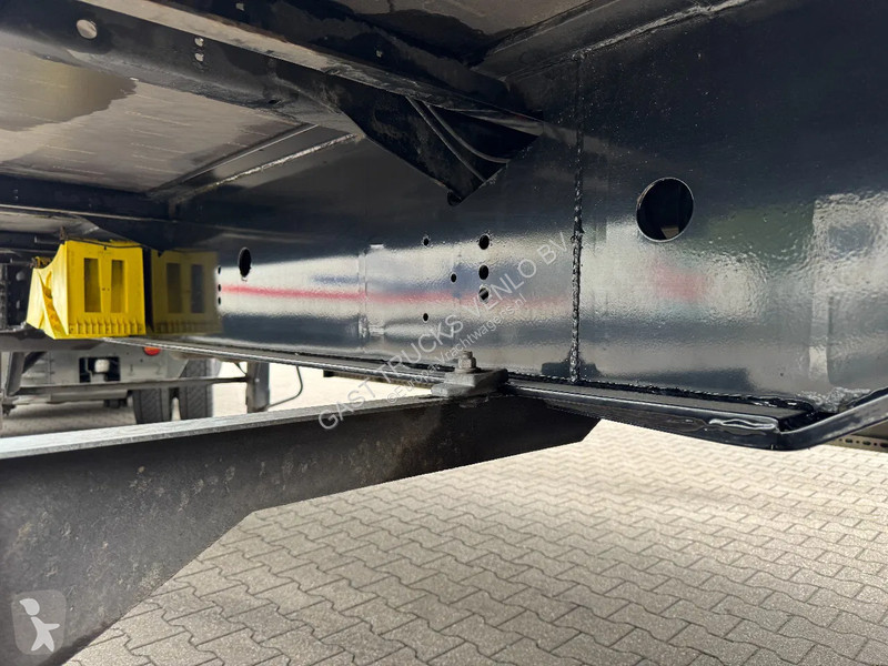 Semitrailer Krone City trailer met schuifzeilen...
