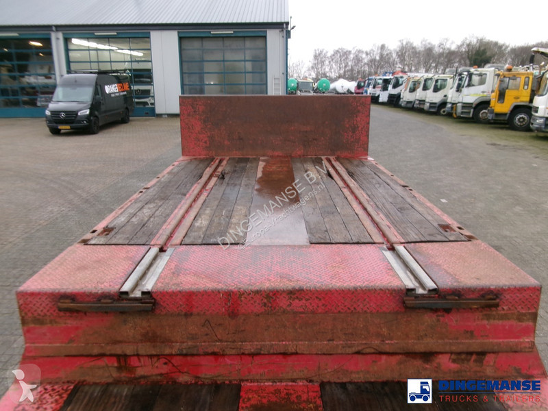 Semiremorca Broshuis 3-axle semi lowbed trailer...