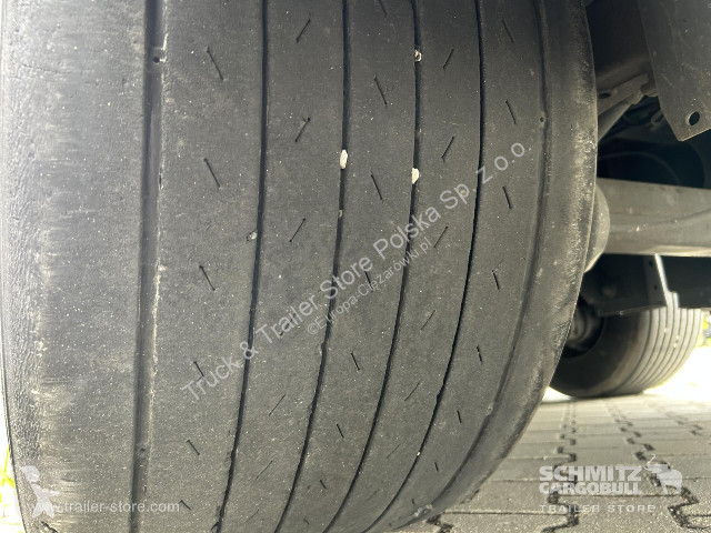 Semitrailer Wielton Schiebeplane Mega