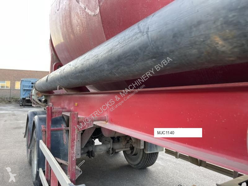Semitrailer SAF Hoenkhaus 12m3 CONCRETE MIXER 2...