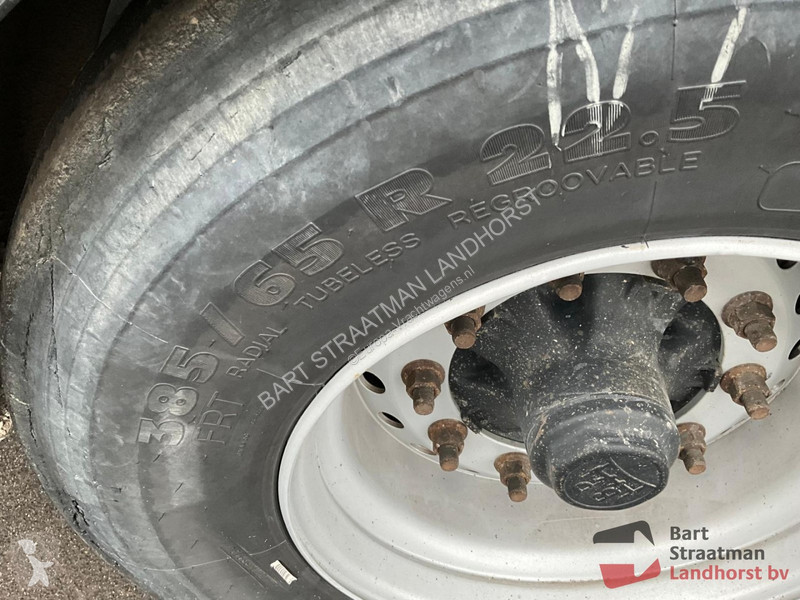 Semiremorca AJK N/A 3 assen 9 Ton Geisoleerde...
