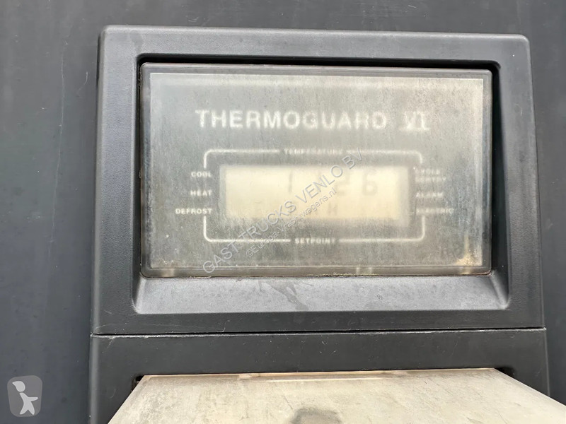 Semitrailer Jumbo City / Thermo King SL-100 /...
