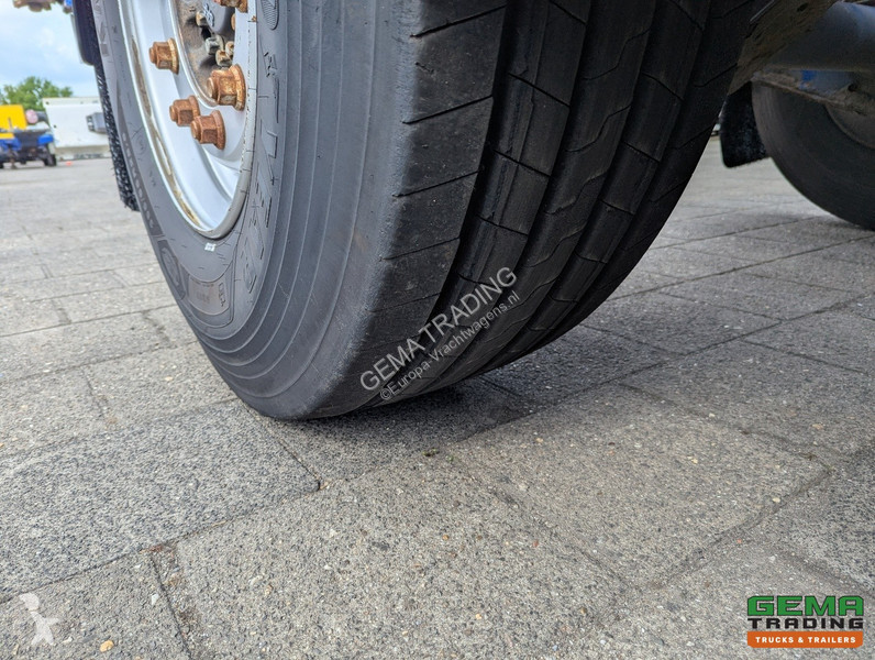 Semiremorca Broshuis MFCC 3-Axle SAF - Lift...