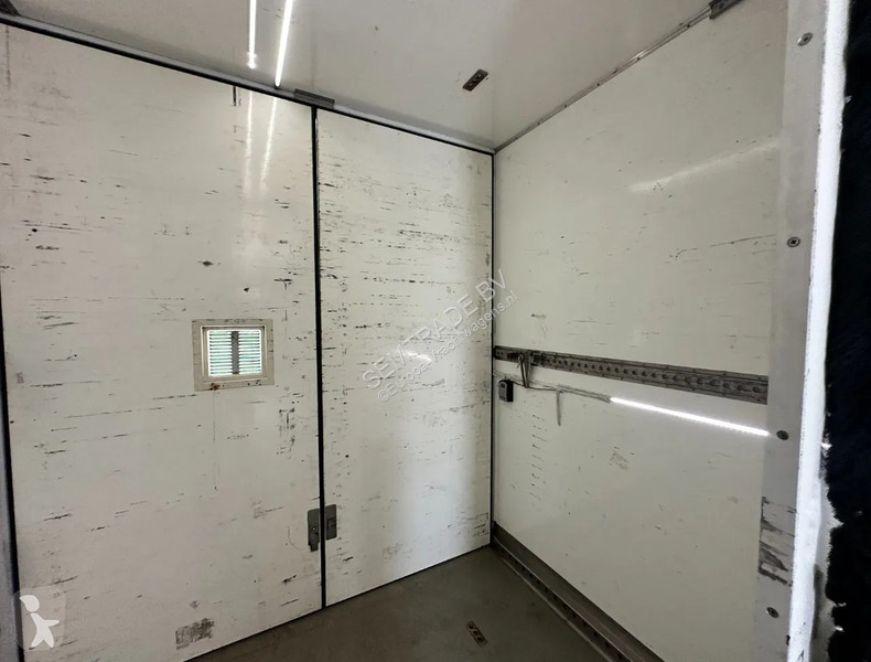 Oplegger Esve THEO MULDER ISOLATED BOX SIDE...