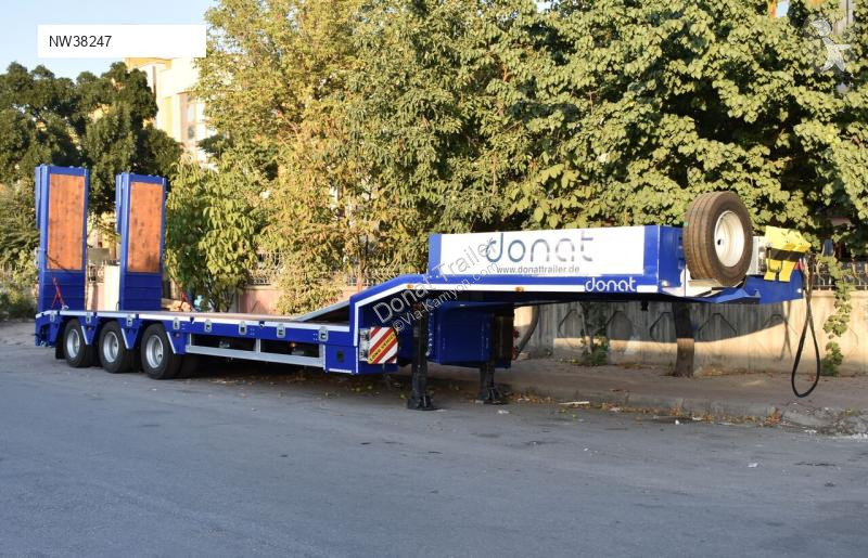 Превоз на строителна техника Donat 3 axle...
